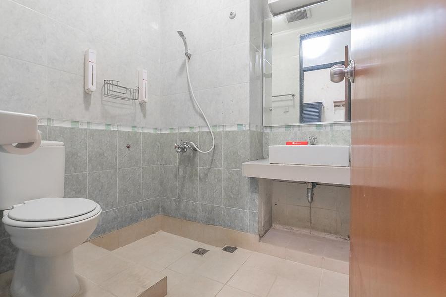 RedDoorz @ Surapati Hotel Bandung Bagian luar foto